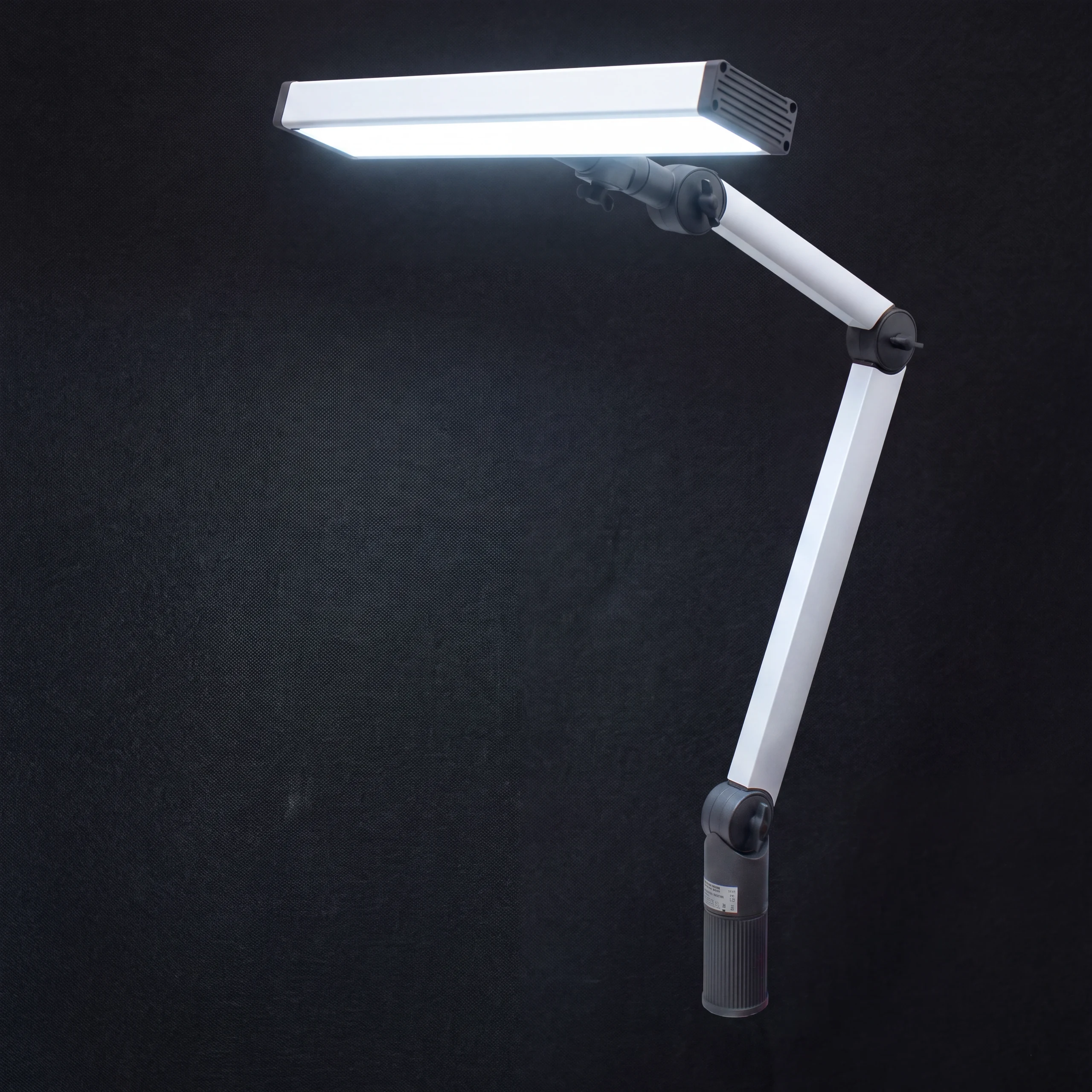 UNILED II TUNABLE WHITE Watchmaker Gelenkarm (braccio articolato), 3000~6500K, dimmerabile, larghezza della lampada 380 mm